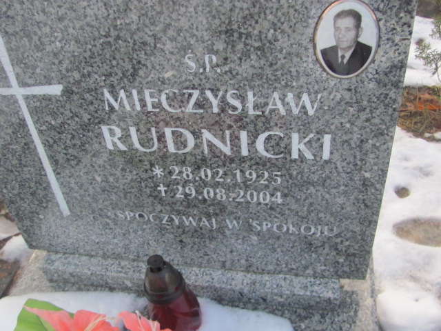 Mieczysław Rudnicki 1925 Dłużec gm. Piecki - Grobonet - Wyszukiwarka osób pochowanych